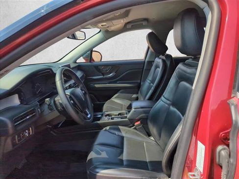 Used 2022 Lincoln Corsair AWD w/ Equipment Group 101A image 13