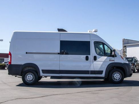 Used 2017 RAM ProMaster 2500 w/ Mopar Trailer Tow Group image 8