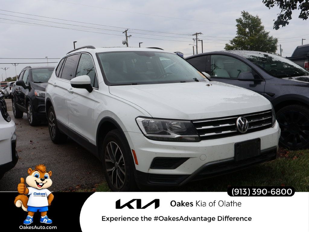 Used 2021 Volkswagen Tiguan SE w/ Panoramic Sunroof Package AWD/4WD image 1