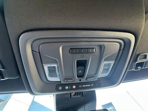 New 2026 GMC Sierra 2500 SLT w/ Texas SLT Premium Package AWD/4WD image 22