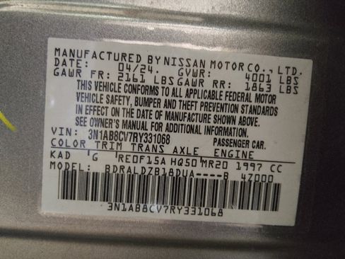 Used 2024 Nissan Sentra SV FWD image 33