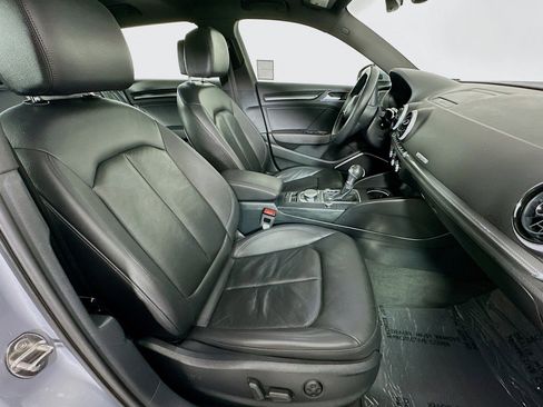 Used 2017 Audi A3 e-tron Premium Plus w/ Technology Package FWD image 8