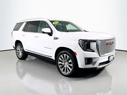 Used 2023 GMC Yukon Denali AWD/4WD image 3