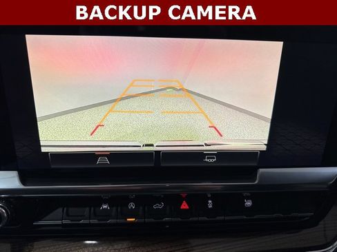 Used 2024 GMC Sierra 1500 Elevation image 2