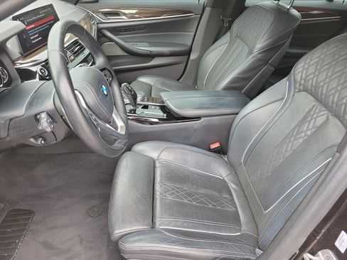 Used 2018 BMW 540i xDrive AWD/4WD image 9