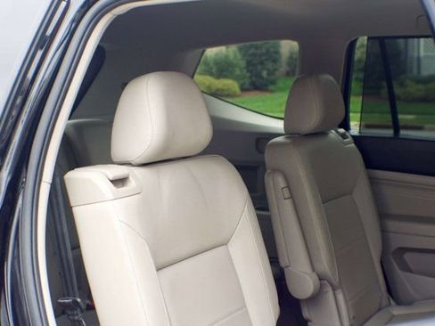 Used 2022 Volkswagen Atlas SE image 47