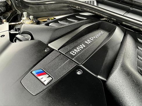 Used 2018 BMW X6 M image 31