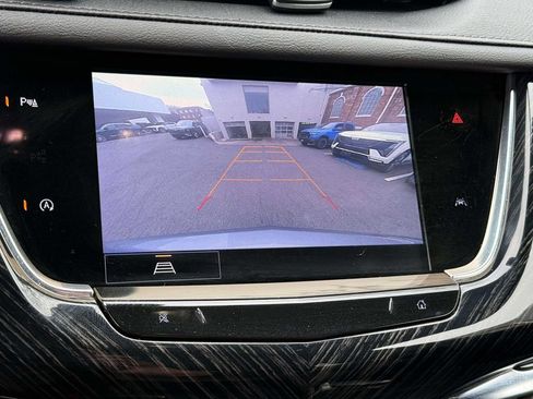 Used 2025 Cadillac XT6 Premium Luxury AWD/4WD image 6