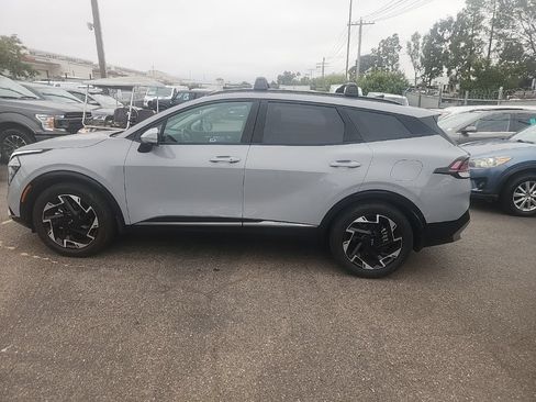 Certified 2024 Kia Sportage SX FWD image 9