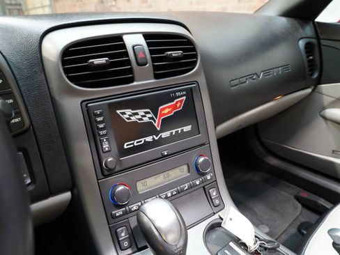 Used 2007 Chevrolet Corvette Coupe w/ Preferred Equipment Group image 55