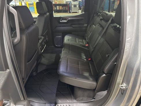 Used 2023 Chevrolet Silverado 1500 High Country w/ LPO, Dark Essentials Package AWD/4WD image 37