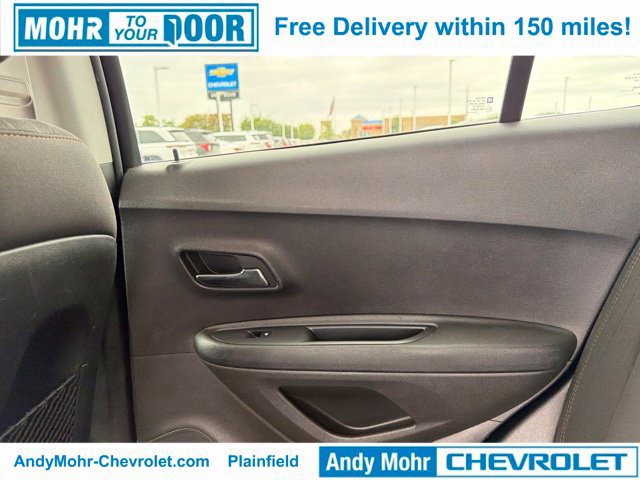 Used 2017 Chevrolet Trax LT AWD/4WD image 31