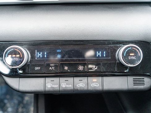 Certified 2025 Hyundai Elantra Blue image 32