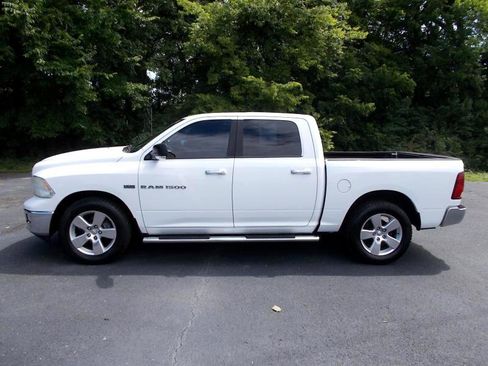 Used 2012 RAM 1500 Big Horn w/ Luxury Group image 3