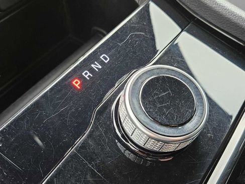 Used 2023 Jeep Grand Cherokee L Laredo image 31