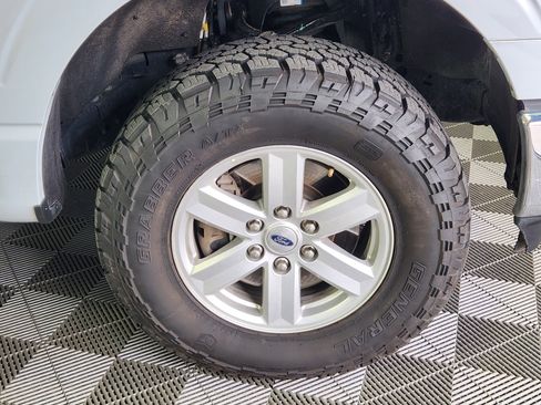 Used 2022 Ford F150 XLT w/ Equipment Group 301A Mid image 9