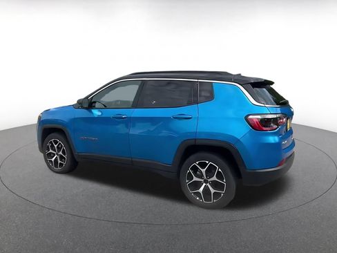 Used 2025 Jeep Compass Limited AWD/4WD image 9