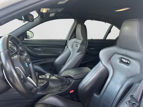 Used 2018 BMW M3 CS RWD image 10