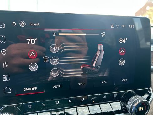 New 2026 GMC Canyon Denali image 32