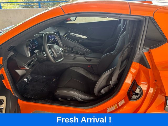 Used 2023 Chevrolet Corvette Stingray Convertible RWD image 2