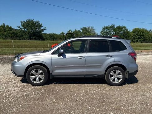 Used 2016 Subaru Forester 2.5i Limited AWD/4WD image 3