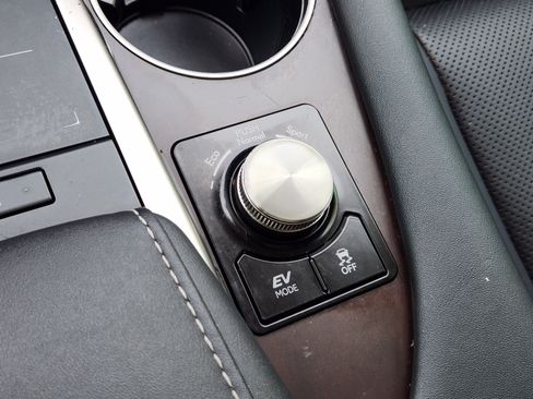 Certified 2022 Lexus RX 450h AWD w/ Premium Package image 16