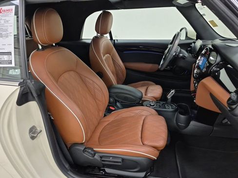 Used 2022 MINI Cooper S w/ Driver Assistance Package image 29