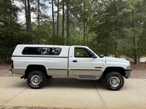 Used 1998 Dodge Ram 2500 Truck 4x4 Regular Cab image 7