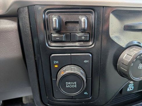 Certified 2023 Ford F350 XLT w/ 360-Degree Camera Package image 16