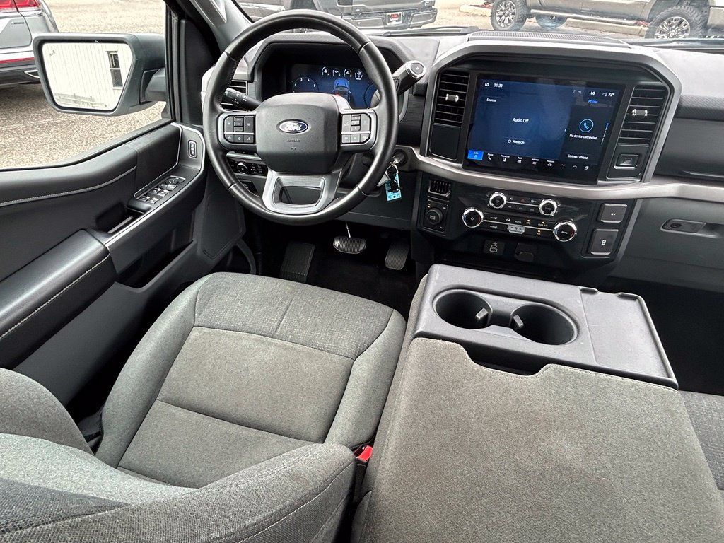 Used 2025 Ford F150 XLT w/ Equipment Group 301A Standard AWD/4WD image 9