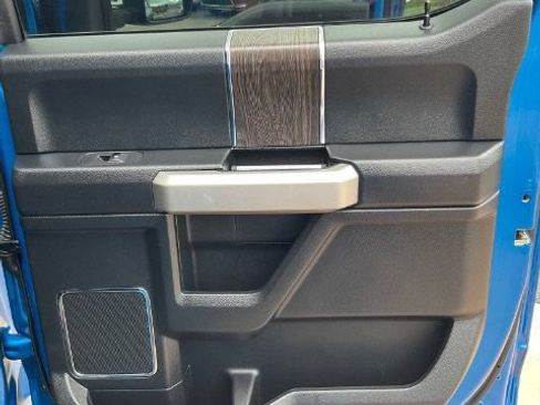 Used 2020 Ford F350 Lariat AWD/4WD image 14