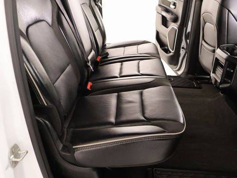 Used 2024 RAM 1500 Laramie image 15