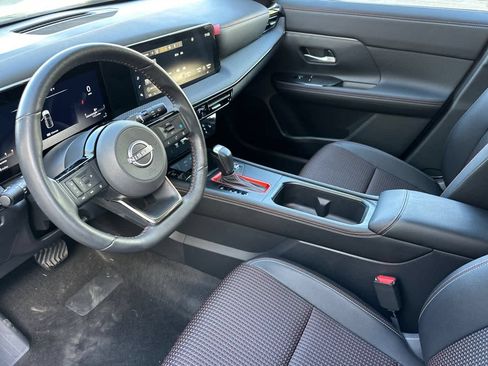 Used 2025 Nissan Kicks SR w/ SR Premium Package AWD/4WD image 12
