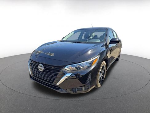 Used 2025 Nissan Sentra SV FWD image 4