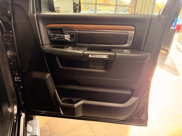 Used 2018 RAM 2500 Laramie w/ Sport Appearance Group AWD/4WD image 29
