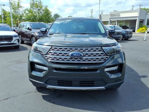 Used 2021 Ford Explorer Limited w/ Equipment Group 301A AWD/4WD image 2