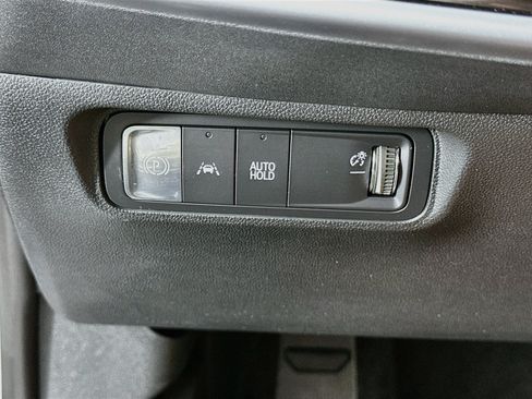 Used 2025 Honda Prologue Touring image 17