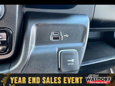 Used 2023 RAM ProMaster 2500 image 14