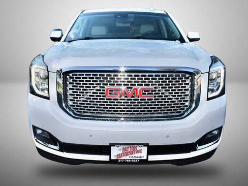 Used 2016 GMC Yukon Denali w/ Open Road Package AWD/4WD image 10