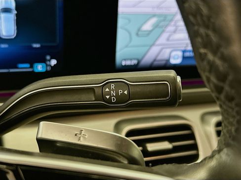 Used 2024 Mercedes-Benz GLE 350 4MATIC image 25