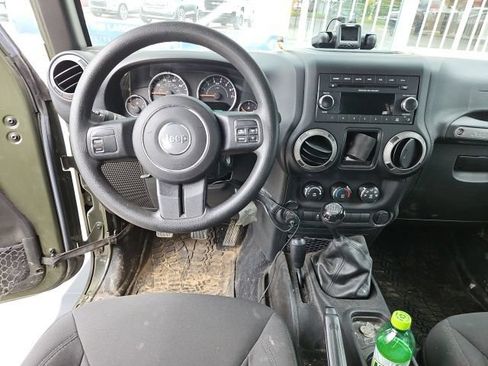 Used 2015 Jeep Wrangler Unlimited Sport w/ Trailer Tow Group AWD/4WD image 5