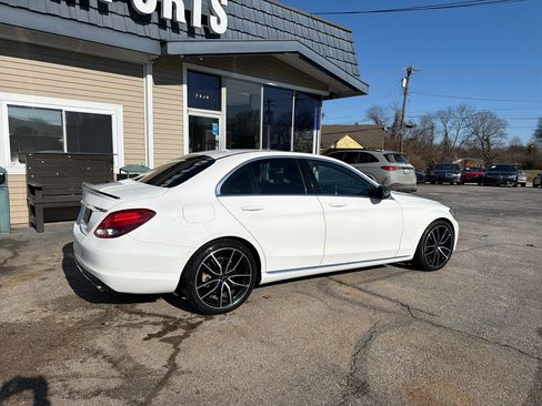 Used 2018 Mercedes-Benz C 300 Sedan image 5