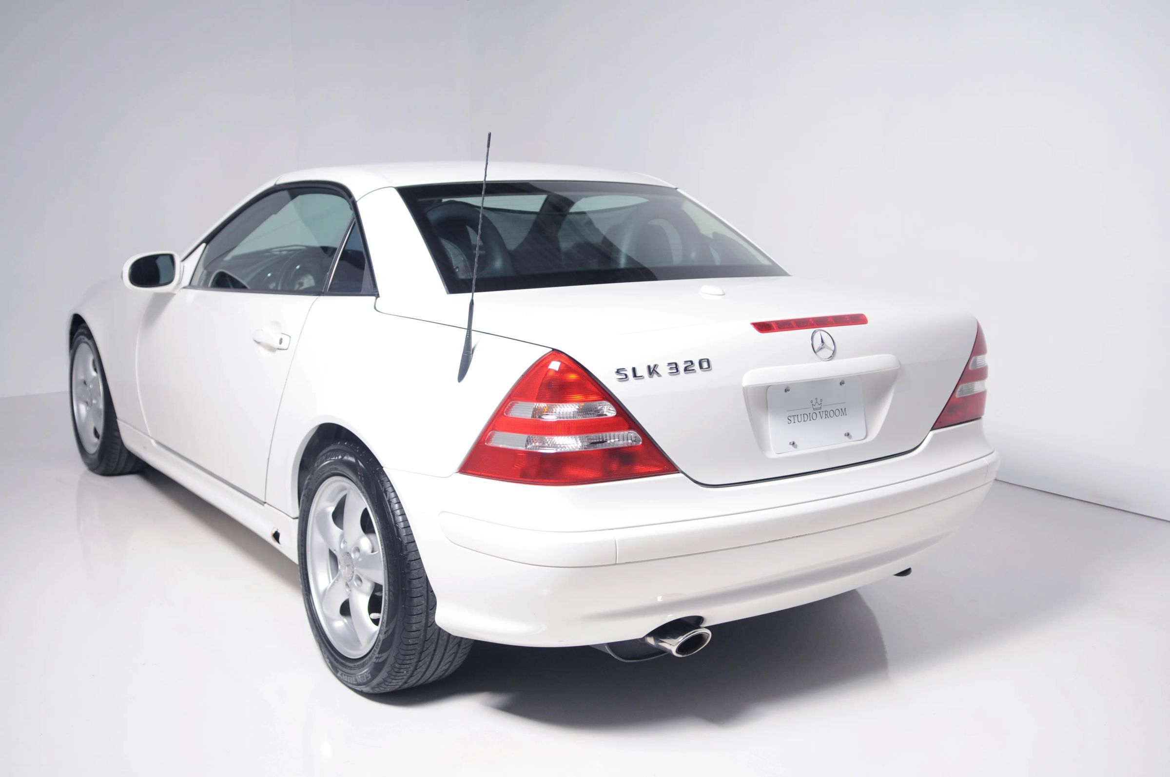 Used 2002 Mercedes-Benz SLK 320 image 11