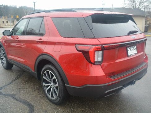 New 2026 Ford Explorer ST-Line AWD/4WD image 4