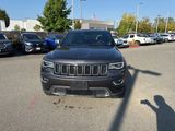 Used 2018 Jeep Grand Cherokee Limited w/ Luxury Group II image 2