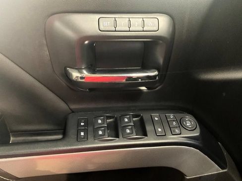 Used 2018 Chevrolet Silverado 1500 LTZ Z71 w/ Redline Edition AWD/4WD image 30