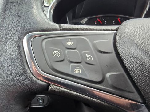 Certified 2019 Chevrolet Equinox Premier image 18