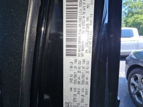 Used 2018 Jeep Wrangler Unlimited Sport AWD/4WD image 12