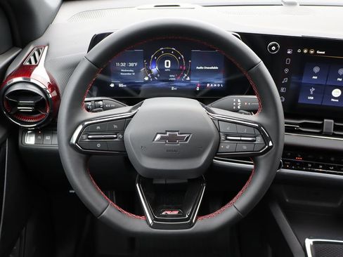 New 2026 Chevrolet Equinox RS image 16