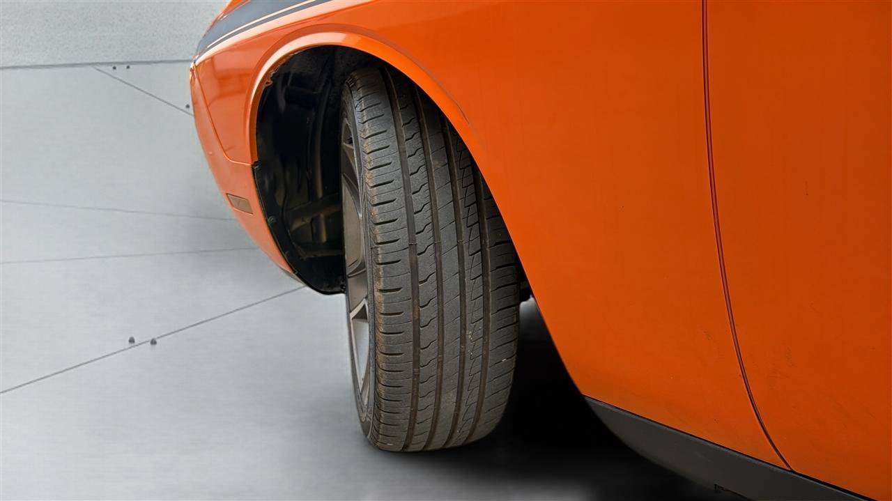 Used 2012 Dodge Challenger R/T RWD image 33